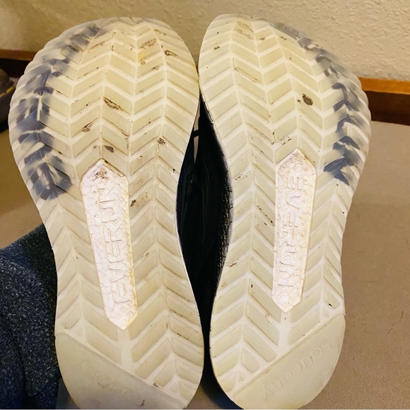 Saucony Freedom ISO EverRun Sneakers - Picture 7 of 10